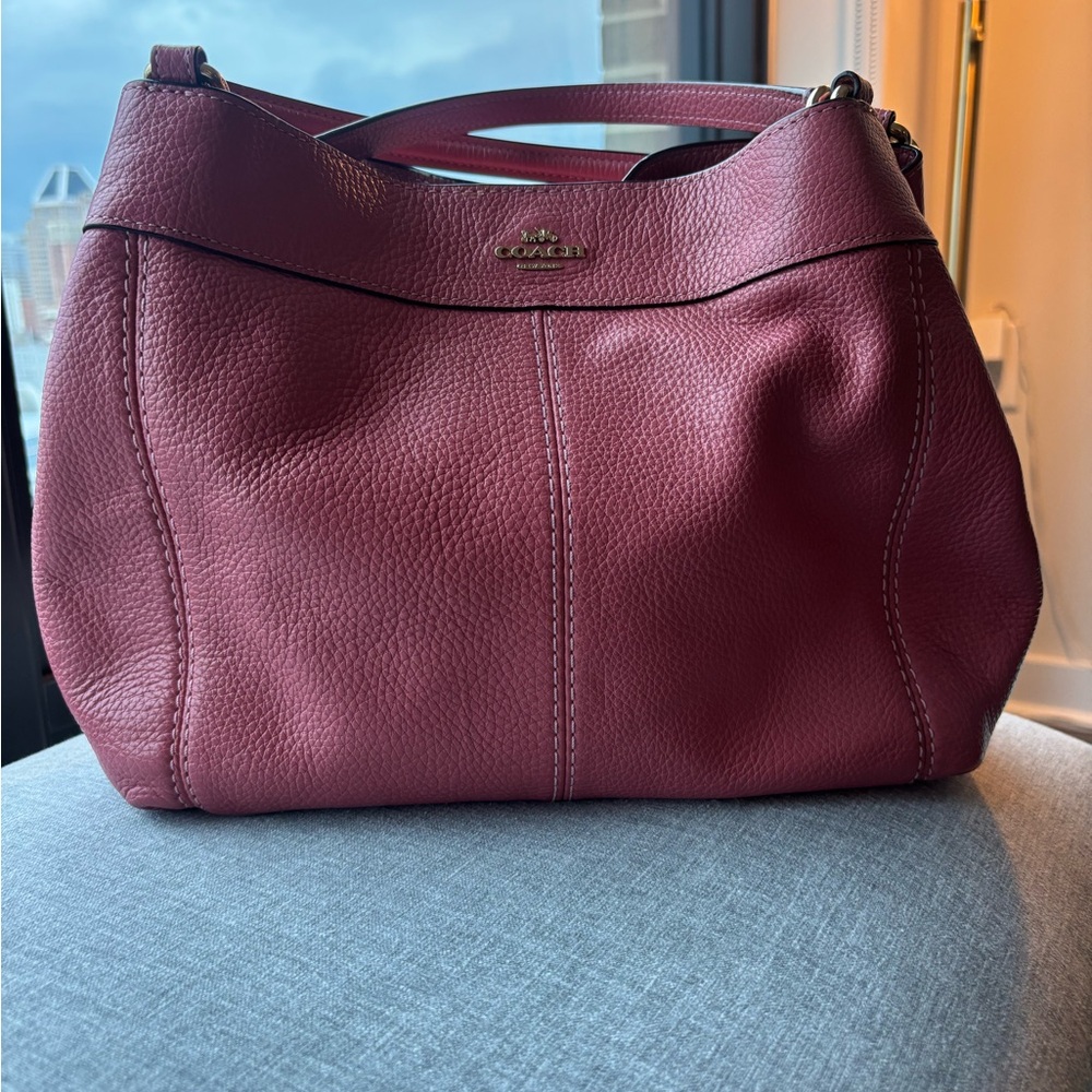 Coach Women's Pink Leather Shoulder Bag